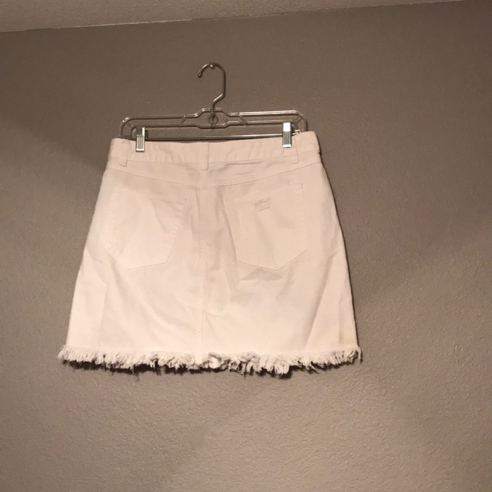 Skirt - Picture 2 of 3